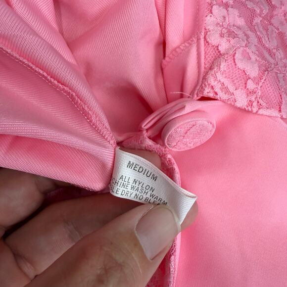 Vintage Shadowline 3/4 Sleeve Button Robe Bright Pink Size M Lace Detail Pockets - Picture 6 of 6